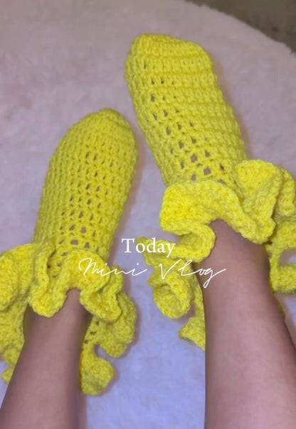 -Crochet Ruffle  Socks